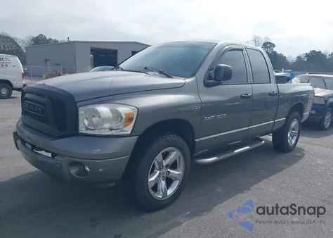 2007 Dodge Ram 1500 Slt/Trx4 Off Road/Sport z USA, uszkodzony, nr VIN 1D7HU18247S201360